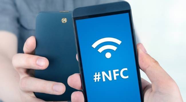 5 HP Yang Ada NFC