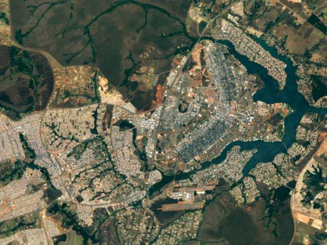 Satelit Google Maps  cara mengetahui lokasi seseorang lewat no hp