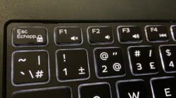 Mengaktifkan bluetooth pakai keyboard laptop