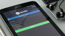 Tentang Spotify Premium Mod Apk